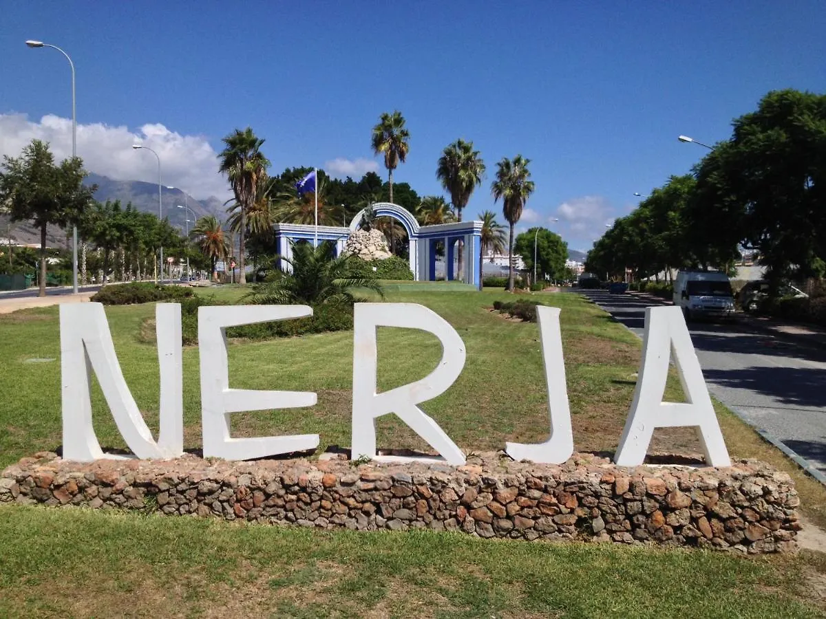 R1370 Mandarinos 61 Apartment Nerja