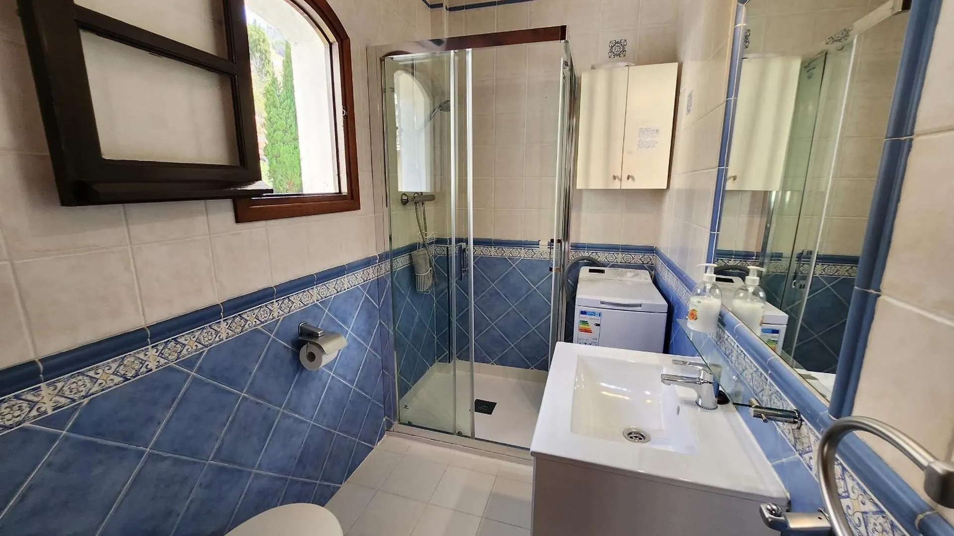 R1370 Mandarinos 61 Apartment Nerja Spain