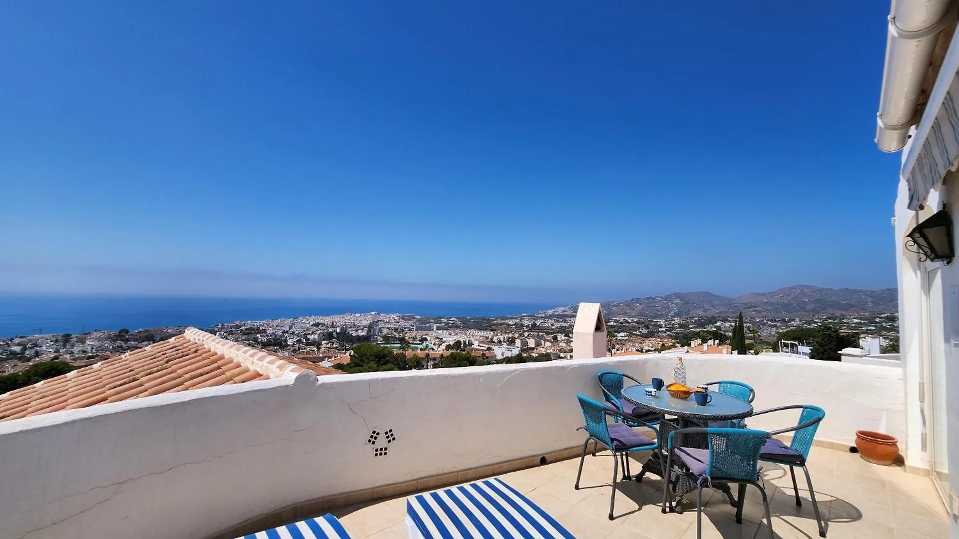 R1370 Mandarinos 61 Apartment Nerja